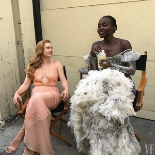 Amy Adams feet photo thumbnail