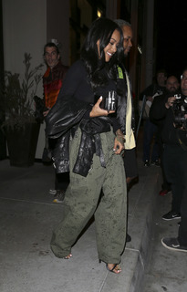 Karrueche Tran feet photo thumbnail