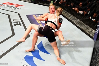 Valentina Shevchenko feet photo thumbnail