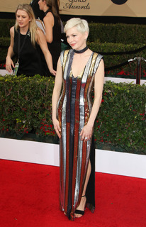 Michelle Williams feet photo thumbnail