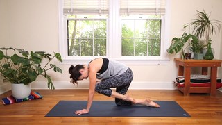 Adriene Mishler feet photo thumbnail