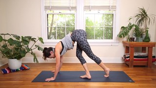 Adriene Mishler feet photo thumbnail