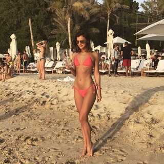 Lucy Mecklenburgh feet photo thumbnail