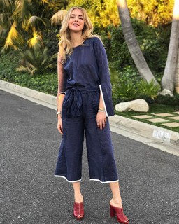 Chiara Ferragni feet photo thumbnail