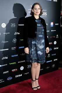 Marion Cotillard feet photo thumbnail