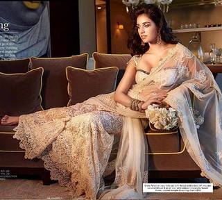 Disha Patani feet photo thumbnail