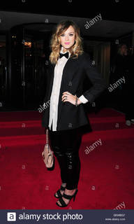 Fearne Cotton feet photo thumbnail