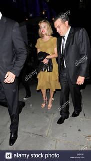 Fearne Cotton feet photo thumbnail