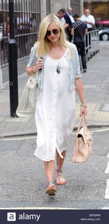 Fearne Cotton feet photo thumbnail