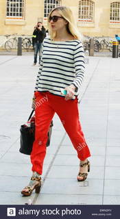 Fearne Cotton feet photo thumbnail