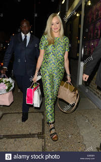 Fearne Cotton feet photo thumbnail