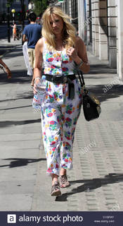 Fearne Cotton feet photo thumbnail