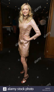Fearne Cotton feet photo thumbnail