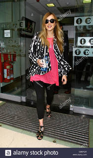 Fearne Cotton feet photo thumbnail