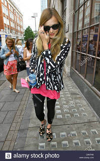 Fearne Cotton feet photo thumbnail