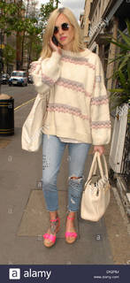 Fearne Cotton feet photo thumbnail