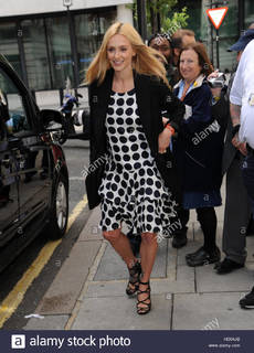 Fearne Cotton feet photo thumbnail