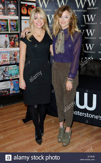 Fearne Cotton feet photo thumbnail