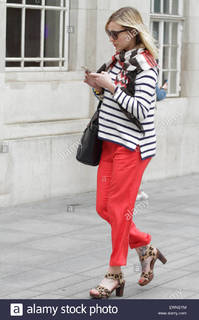 Fearne Cotton feet photo thumbnail