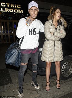 Charlotte Crosby feet photo thumbnail