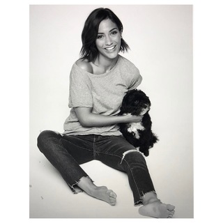 Frankie Bridge feet photo thumbnail