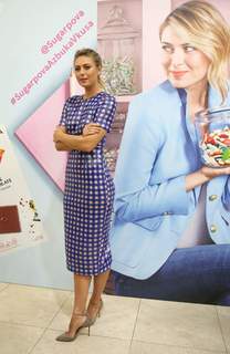 Maria Sharapova feet photo thumbnail