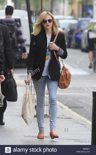 Fearne Cotton feet photo thumbnail