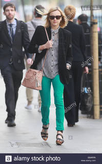 Fearne Cotton feet photo thumbnail