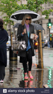 Fearne Cotton feet photo thumbnail