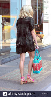 Fearne Cotton feet photo thumbnail