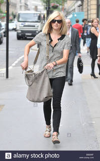 Fearne Cotton feet photo thumbnail