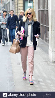 Fearne Cotton feet photo thumbnail