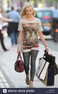 Fearne Cotton feet photo thumbnail