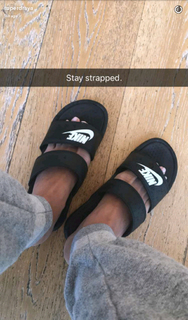 Draya Michele feet photo thumbnail