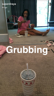 Draya Michele feet photo thumbnail