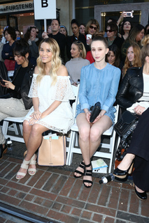 Lauren Conrad feet photo thumbnail