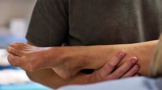 Cobie Smulders feet photo thumbnail
