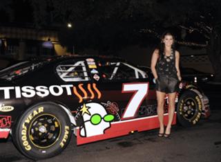 Danica Patrick feet photo thumbnail