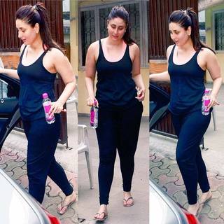 Kareena Kapoor feet photo thumbnail