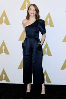 Emma Stone feet photo thumbnail