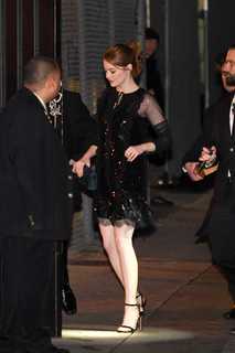 Emma Stone feet photo thumbnail