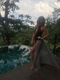 Cristina Ferreira feet photo thumbnail