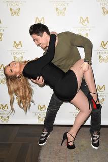 Mariah Carey feet photo thumbnail