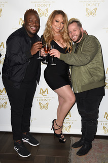 Mariah Carey feet photo thumbnail