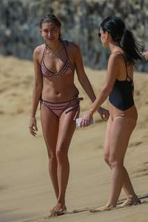 Hailey Bieber feet photo thumbnail