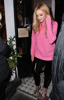 Fearne Cotton feet photo thumbnail
