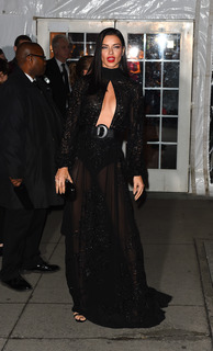 Adriana Lima feet photo thumbnail