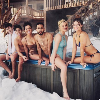 Lele Pons feet photo thumbnail