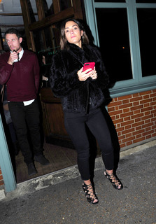 Frankie Bridge feet photo thumbnail