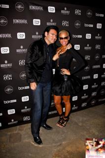 Amber Rose feet photo thumbnail